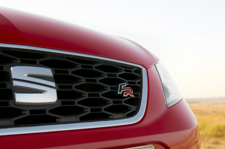 Logos de coches: SEAT, del glamour al minimalismo