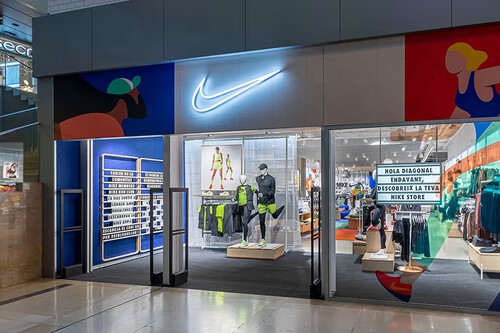 Nike se deshace en su outlet de zapatillas Air Max, sudaderas, leggins y mucho más casi a mitad de precio para esta temporada