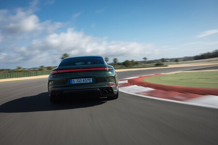 Porsche Panamera 2024 Prueba Contacto 14