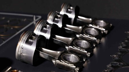 HRC Memorabilia Honda RA100e V10 F1 motor