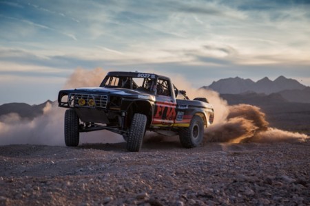 Después de ver este vídeo de la Mint 400 tendrás un argumento más para ir a Las Vegas
