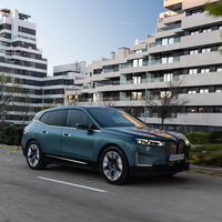 El imponente y espectacular BMW iX ya tiene precio en España: desde 87.150 euros 