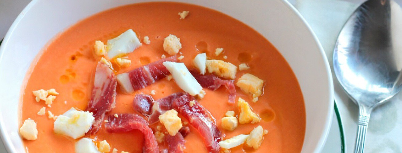 Buscábamos el mejor salmorejo de supermercado y la OCU lo tiene claro: la marca blanca aplasta a las opciones premium