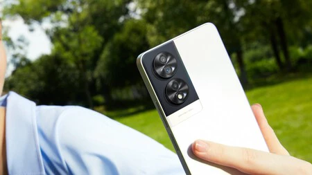 TCL 40 NXTペーパー