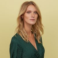 Comienza la temporada de bodas, bautizos y comuniones: 21 vestidos de embarazada para ser la invitada perfecta 