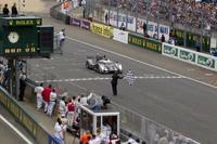 24 horas de Le Mans 2011: Audi consigue que Peugeot pase por el aro
