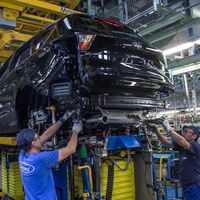 Ford, obligada a parar 22 días la producción de coches en Almussafes debido a la baja demanda del mercado