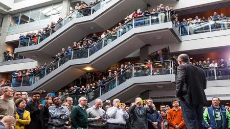 Ni Apple, ni Google, la Microsoft de Nadella trata de encontrarse a sí misma