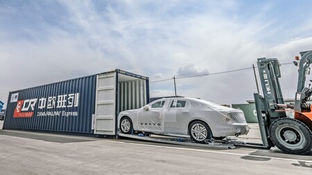 La crisis energética china promete un caos para la industria automotriz en Europa. Del efecto mariposa a la sangría de puestos de trabajo