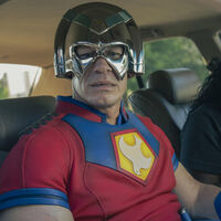 James Gunn corta por lo sano y ofrece la solución más rápida y efectiva para cambiar a Peacemaker de universo en DC Studios