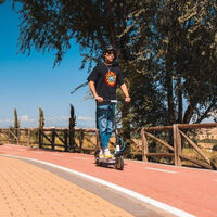 PcComponentes hunde a casi la mitad el precio del patinete eléctrico homologado perfecto para ciudad que resiste a la lluvia  