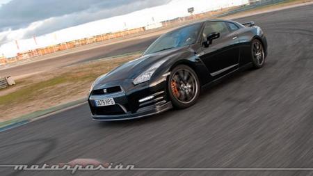 Nissan GT-R 2013