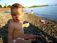 ¡Vamos a la playa! Ummm... ¿vamos a la playa con un bebé?