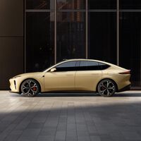 Este es el NIO ET5: un coche eléctrico chino con más de 400 CV que quiere destronar al Tesla Model 3 y llegará a Europa en 2022 