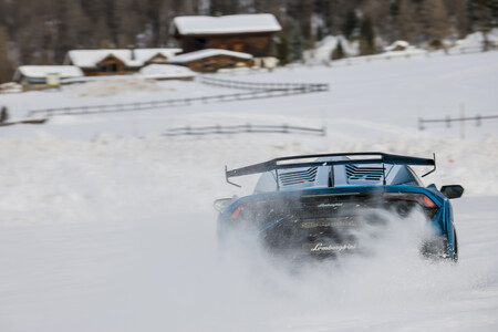 Lamborghini Esperienza Neve 2023 39