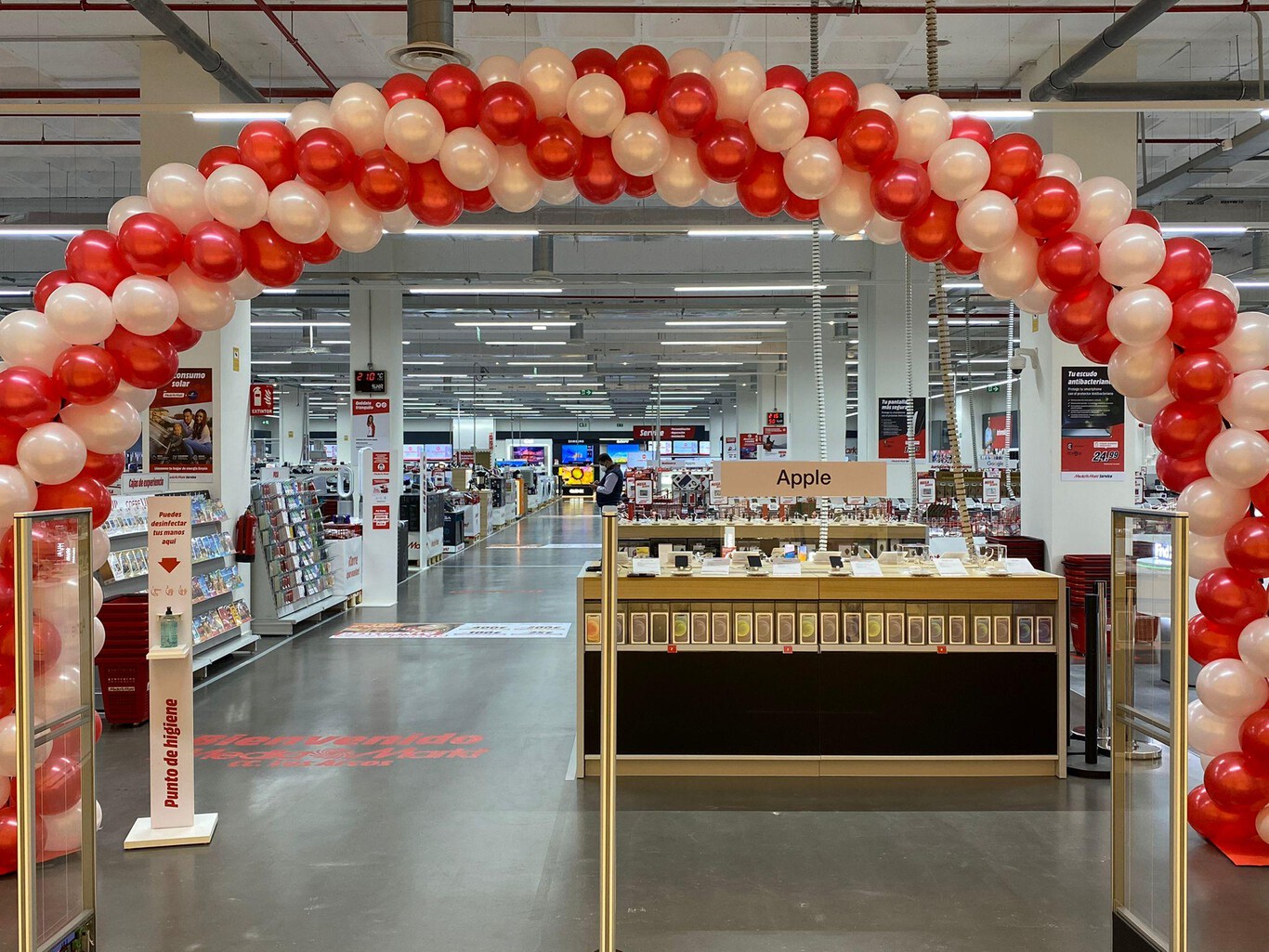 Patinetes Xiaomi, portátiles HP o televisores Samsung: estas son las gangas en la liquidación de productos de exposición del outlet de MediaMarkt