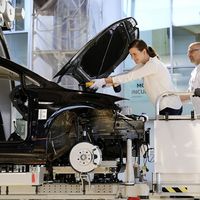 Por 8 mil pesos puedes ver y participar en la construcción de tu Volkswagen eGolf