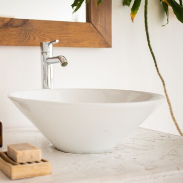 Cuatro armarios altos de baño de Leroy Merlin, Lidl y Maisons du Monde que están rebajados: son perfectos para aprovechar el espacio en baños pequeños