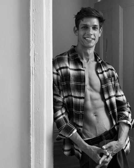 El Otono Mas Desenfadado Y Sexy Que Nunca Gracias A La Campana De Calvin Klein Jeans 07