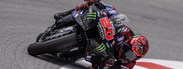Fabio Quartararo da un baño en Barcelona, a Pecco Bagnaia lo tiran en la salida y Aleix Espargaró la lía al final