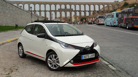 Toyota Aygo X Ky 17
