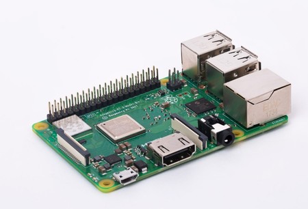 De nuevo la comunidad saca a la luz el potencial de Windows 10 ARM: logran ejecutarlo en una Raspberry Pi 3