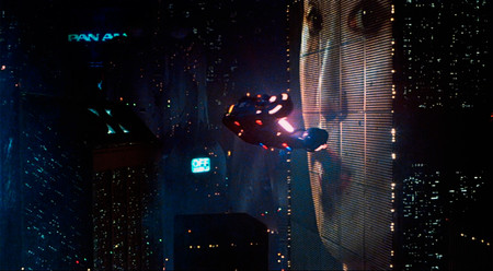 Los coches que nos prometió ‘Blade Runner’: del Spinner volador al sedán de Deckard y otras maravillas diseñadas por Syd Mead