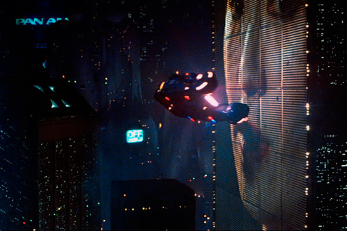 Los coches que nos prometió ‘Blade Runner’: del Spinner volador al sedán de Deckard y otras maravillas diseñadas por Syd Mead