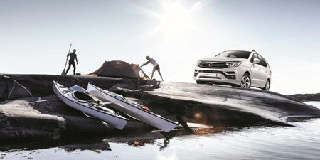 Ssangyong Rodius 2019 145