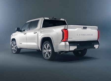 Toyota Tundra Capstone 2022 1600 03