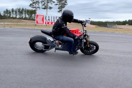 Rmk E2 Moto Electrica 1