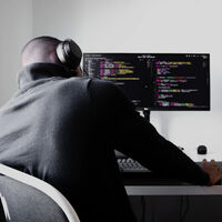 La clave para dejar de procrastinar mientras teletrabajas está en la regla de los 5 segundos