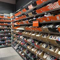 Nike lanza un nuevo cupón de descuento brutal. Estos son los 5 mejores chollos que podemos comprar con él