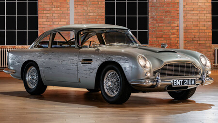 Coches Ultima Pelicula James Bond 3