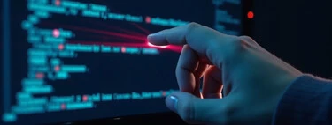 Un 'doble clic' bastaría para robarte tus cuentas: así es el nuevo timo que secuestra las pulsaciones de tu ratón mientras navegas 