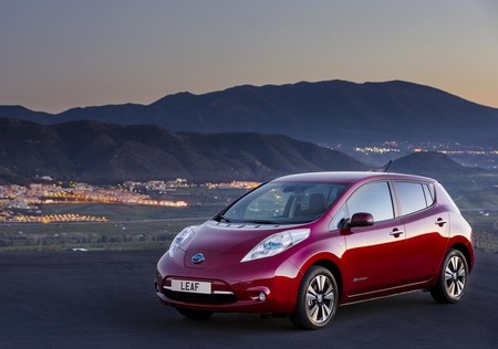 Nissan Leaf 2014 1024 03