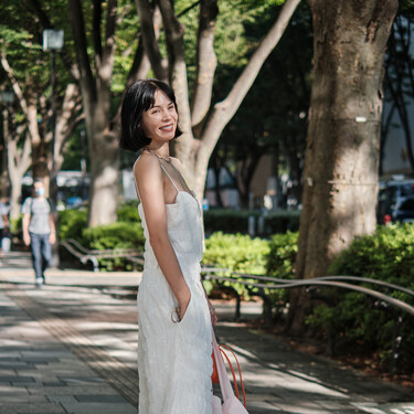 Marypaz piensa en los looks de ahora y del otoño con estos zapatos destalonados en color vitamina 