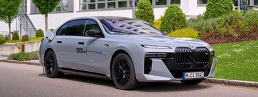 Que comece a corrida: BMW já lançou seu primeiro carro elétrico com bateria de estado sólido na Europa para desafiar a China 