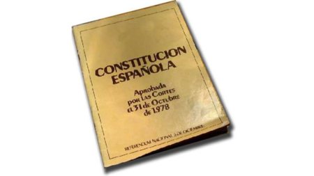 #nosecumple quizá sea el mejor homenaje a la Constitución Española