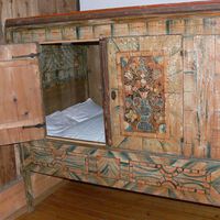 En la Edad Media era normal dormir dentro de armarios de madera. La gran pregunta es por qué ya no lo hacemos 