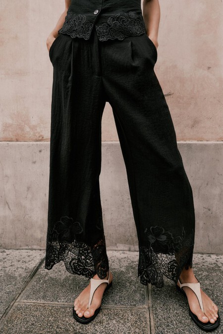 Pantalon Negro Bordado