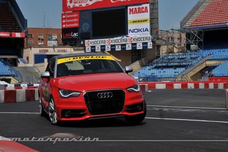 Entrada en curva Audi A1