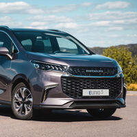 Quizá no conozcas este monovolumen eléctrico, pero es uno de los siete plazas etiqueta CERO más baratos