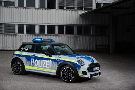 MINI John Cooper Works policia