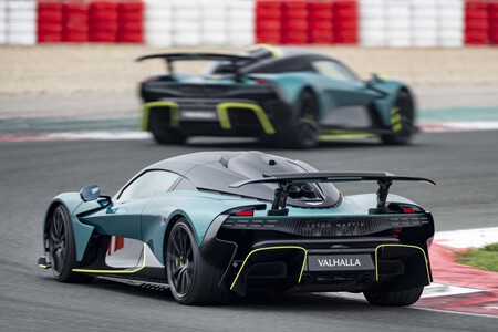 Aston Martin Valhalla
