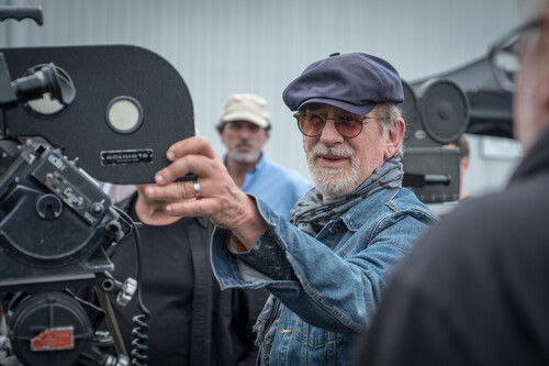 Mv5bmtc4mdc4ntc3n15bml5banbnxkftztgwndy5nza1ndm V1