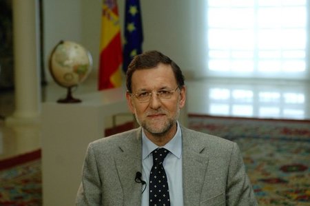 Rajoy confirma la subida del IVA al 21%, la devaluación fiscal y un tijeretazo histórico
