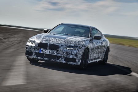 El BMW Serie 4 2021 se acerca y ya coquetea con la cámara, aunque todavía con camuflaje