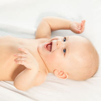 ¿De qué se ríen los bebés? Las primeras sonrisas, risas y carcajadas