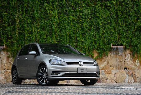 Manejamos los Volkswagen Golf y Golf GTI 2018, los 'working class heroes' se ponen al día